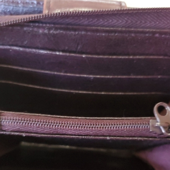 Rolfs Dark Brown Leather Wallet - Picture 7 of 12